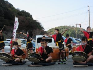 八坂小　太鼓